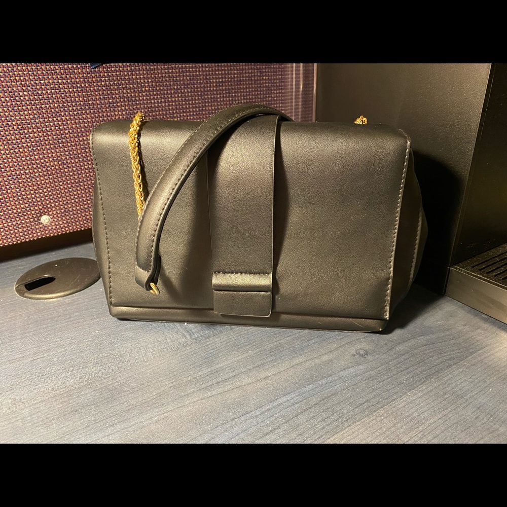 Black Purse